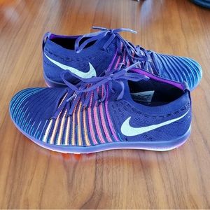 Nike Free Transform Flyknit sneakers
